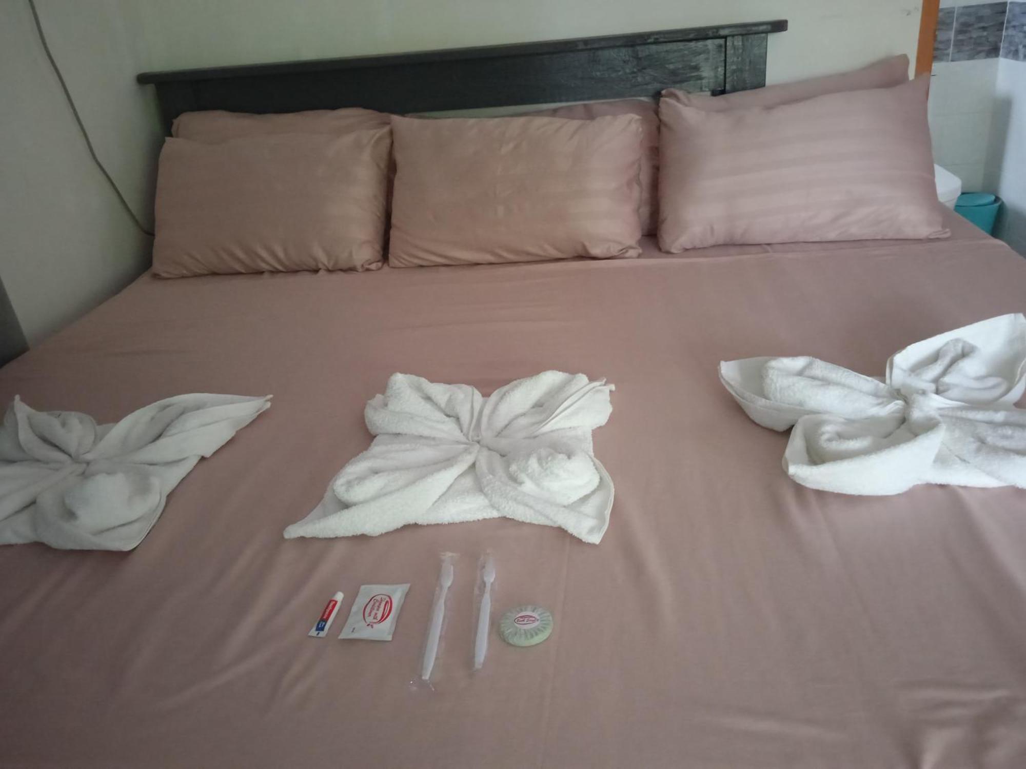 Sarah'S Garden Bnb & Spa Clarin  Luaran gambar