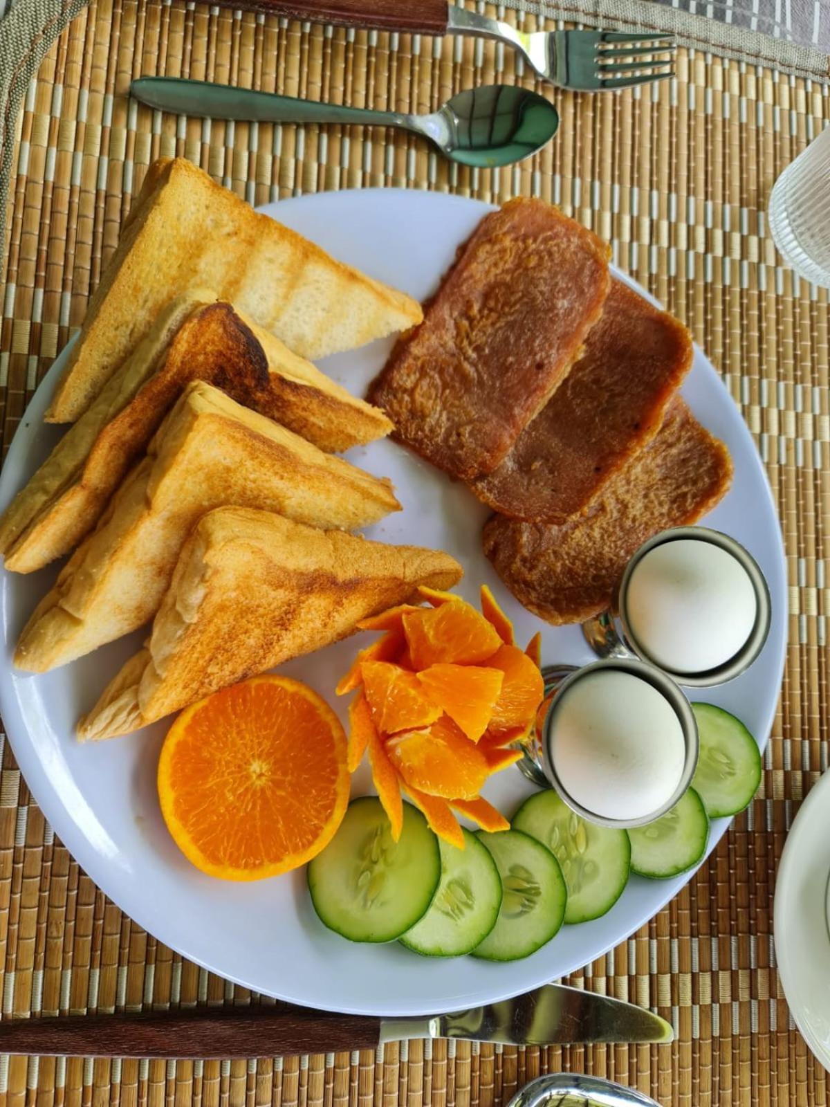 Sarah'S Garden Bnb & Spa Clarin  Luaran gambar